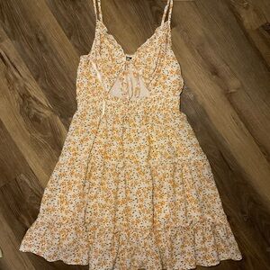Lulu's White and Yellow Floral Dress, size Small